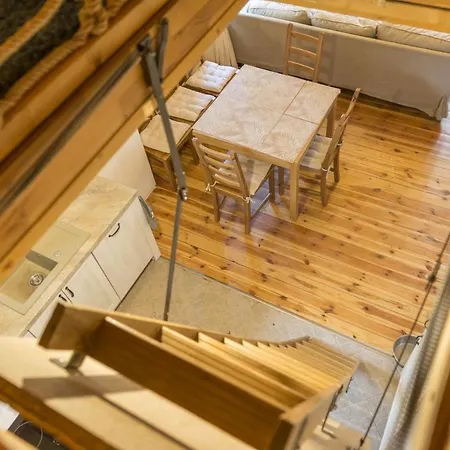 Dom Na Wzgorzu Myweek