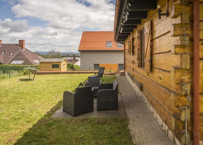 Dom Na Wzgorzu Myweek ポラニツァ・ズドゥルイ